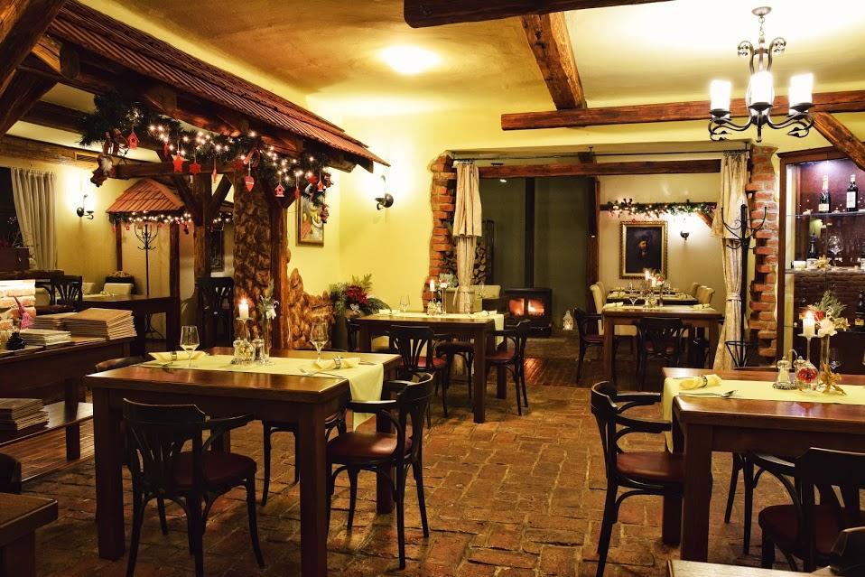 Barock Restaurant & Pension Topolcany Exterior foto
