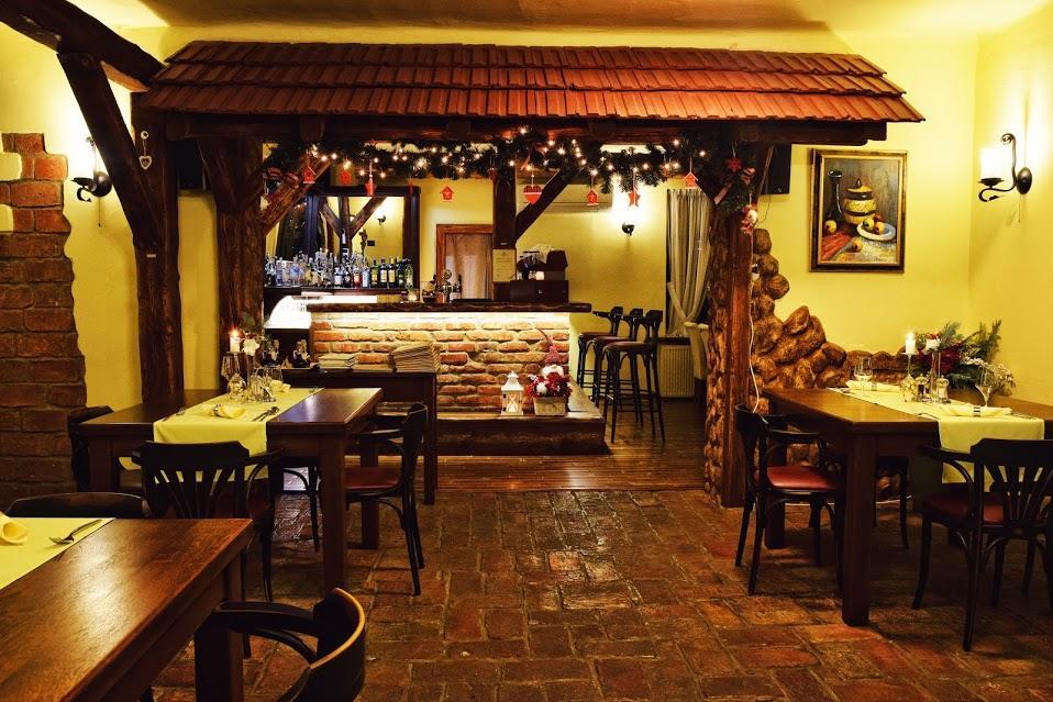 Barock Restaurant & Pension Topolcany Exterior foto